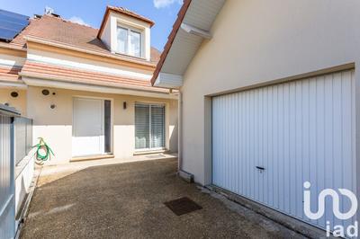 Maison - 104 m² - 4 pièces