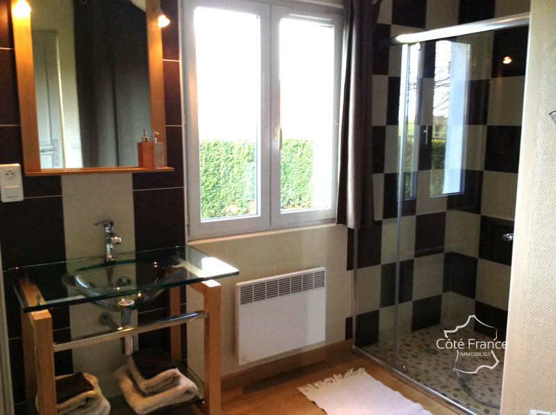 Propriété - 553 m² - 22 pièces