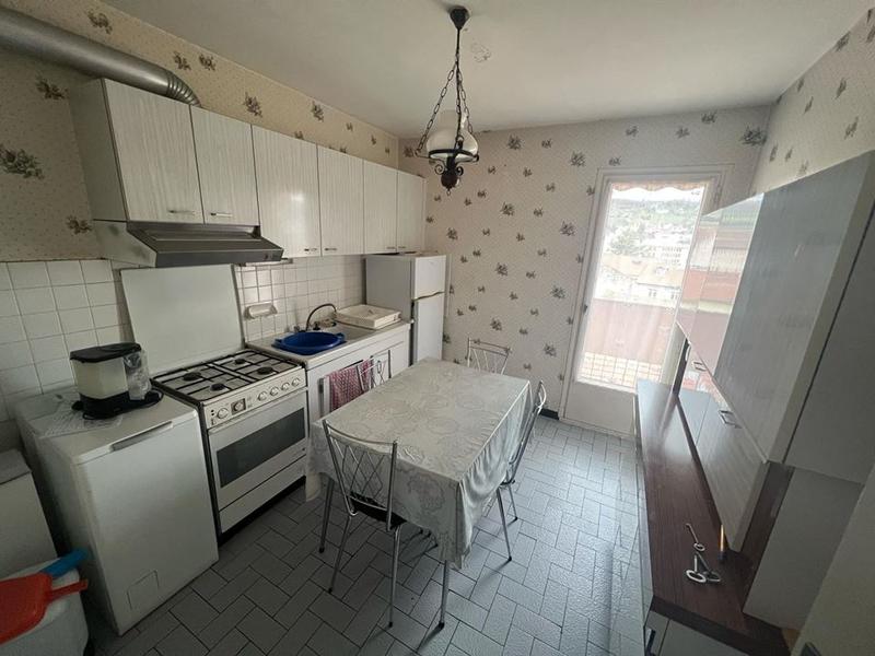 Appartement - 83 m² - 4 pièces