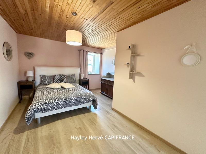 Maison en pierre - 137 m² - 5 pièces