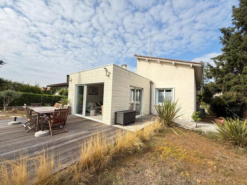 Maison - 110 m² - 5 pièces