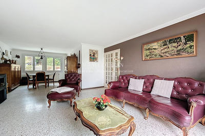 Maison - 94 m² - 4 pièces