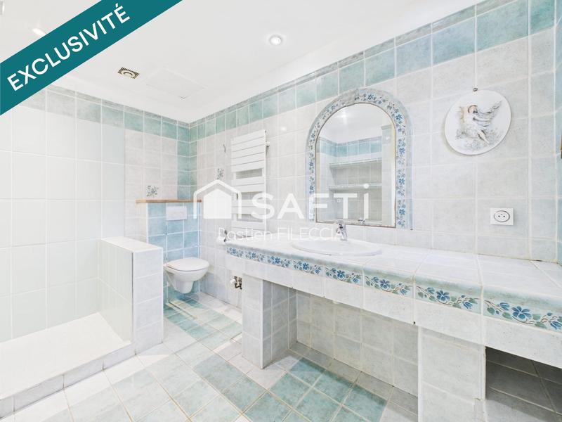 Maison - 174 m² - 6 pièces