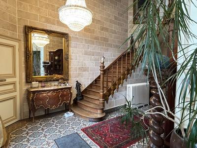 Maison bourgeoise - 336 m² - 12 pièces