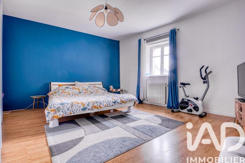 Maison - 291 m² - 9 pièces