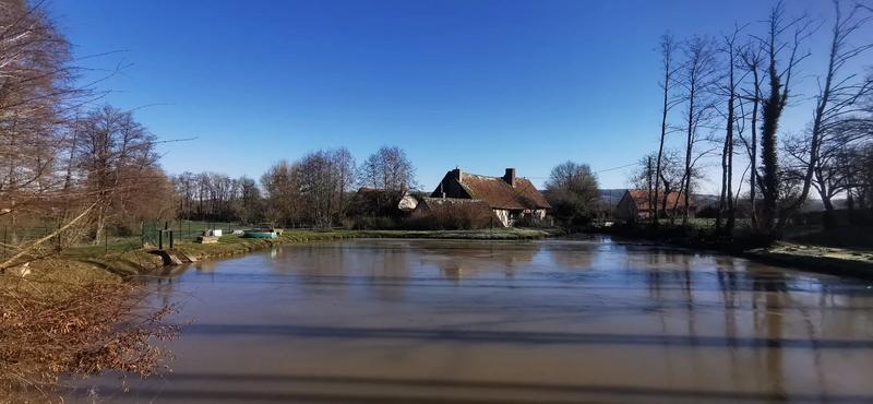 Maison - 370 m² - 10 pièces