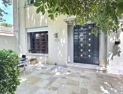 Maison - 200 m² - 8 pièces