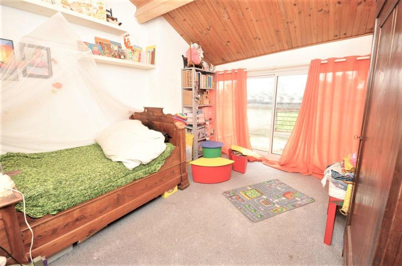 Maison de village - 400 m² - 10 pièces