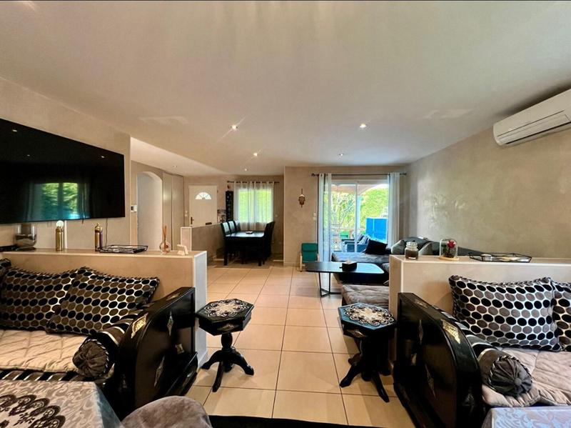 Maison - 140 m² - 4 pièces