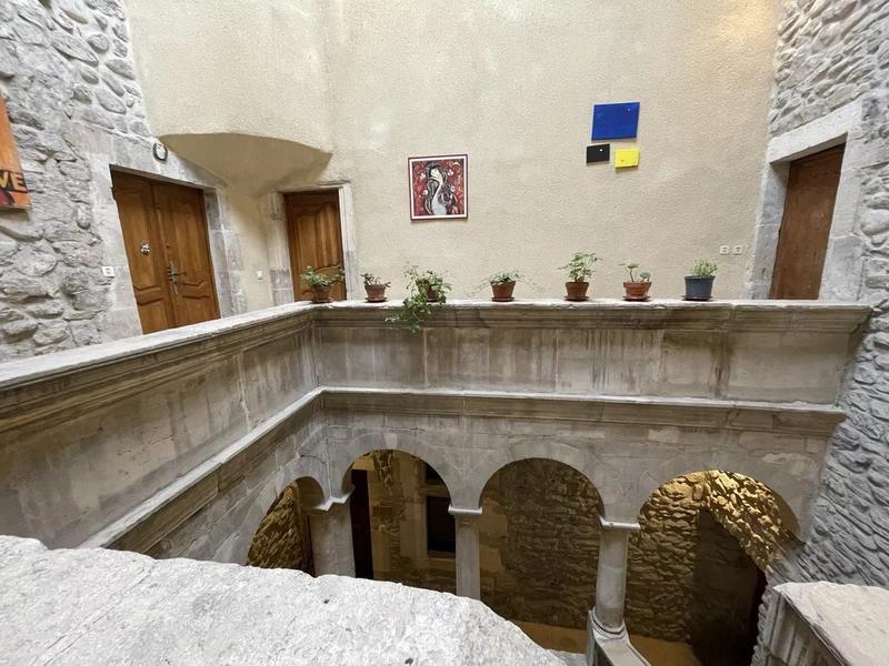 Appartement - 93 m² - 5 pièces