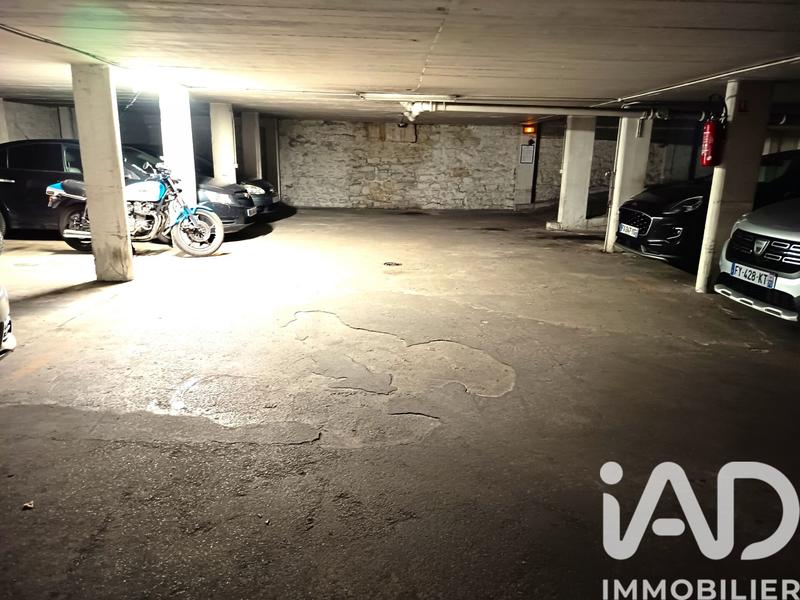 Parking - 12 m²