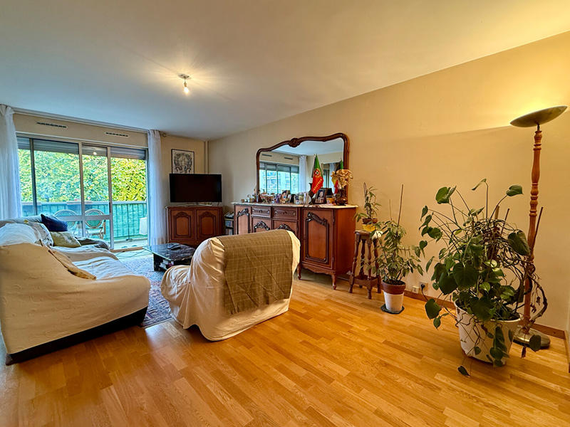 Appartement - 100 m² - 5 pièces