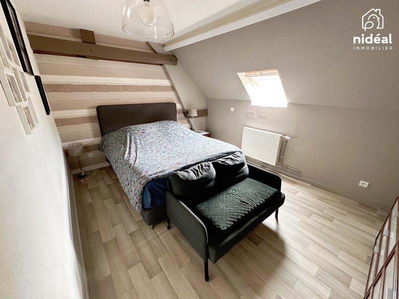 Maison - 280 m² - 7 pièces