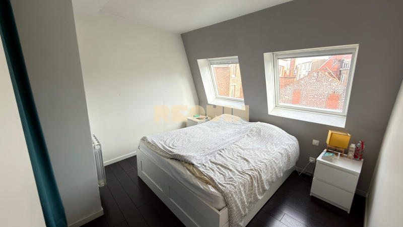 Appartement - 84 m² - 5 pièces