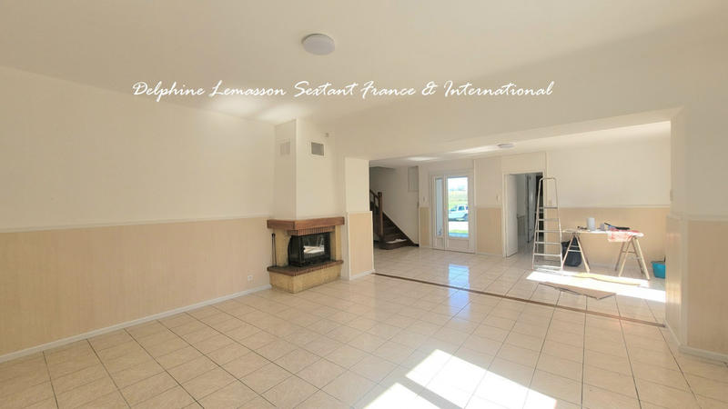 Maison - 240 m² - 12 pièces