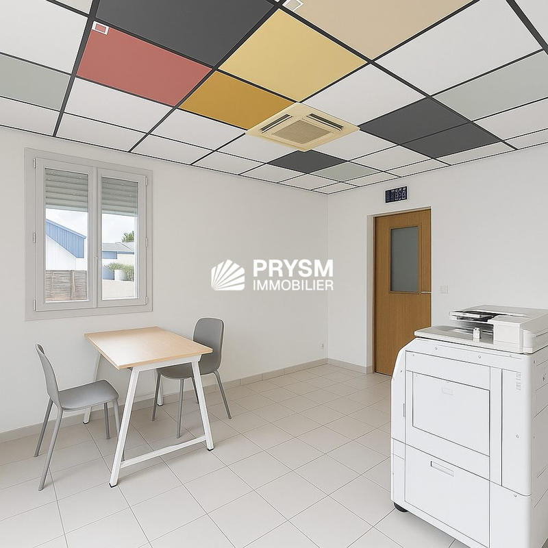 Local d'activités - 242 m²