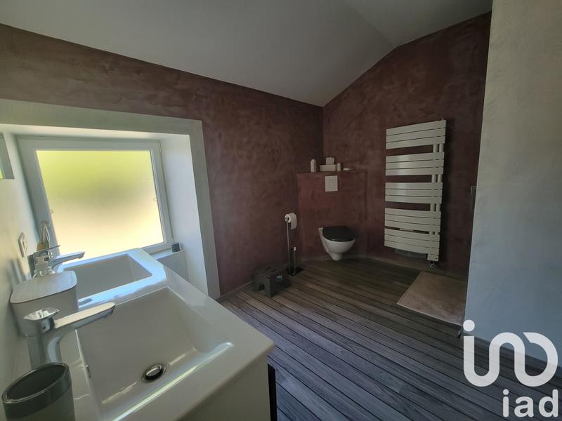 Maison - 208 m² - 8 pièces