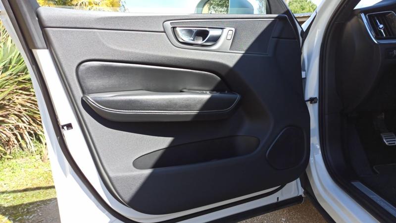 Volvo Xc60 2.0 D3 150 R -Design