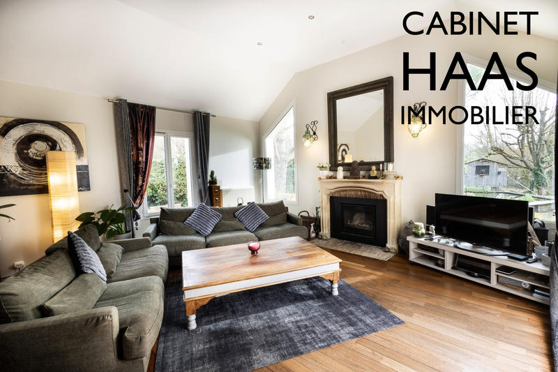 Maison contemporaine - 213 m² - 12 pièces