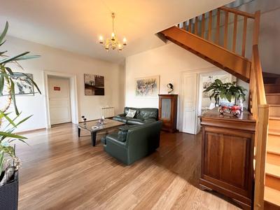 Appartement - 133 m² - 5 pièces