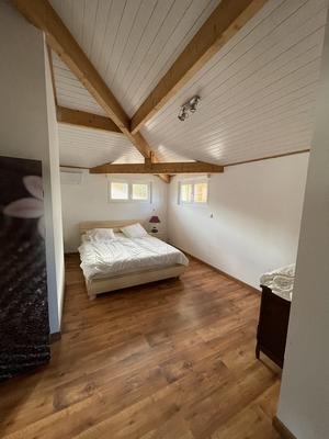 Maison - 207 m² - 6 pièces