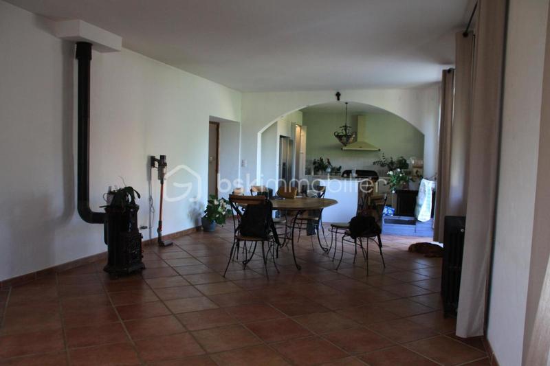 Maison - 350 m² - 15 pièces