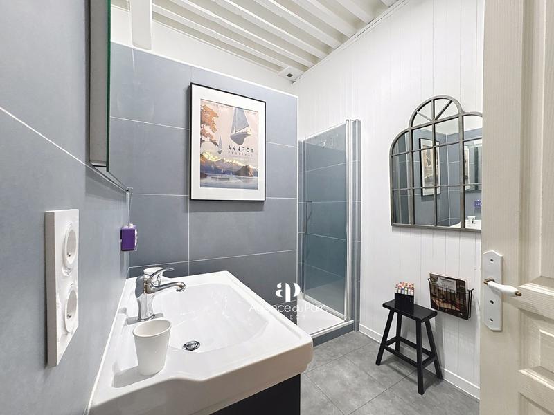 Appartement - 107 m² - 3 pièces