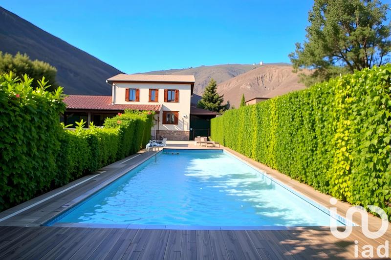 Maison - 155 m² - 6 pièces