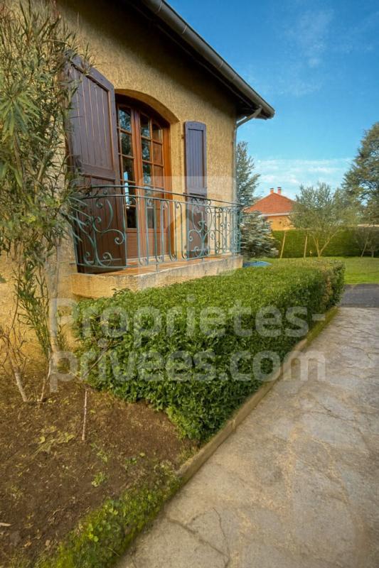 Maison - 203 m² - 5 pièces