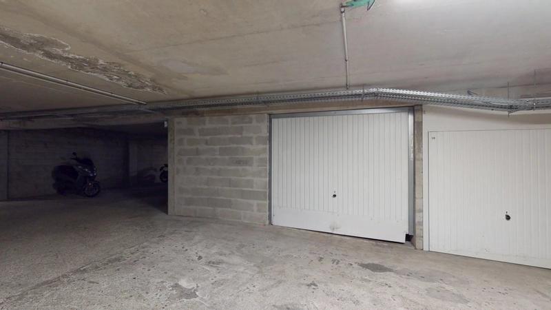 Parking / Garage - 22 m²