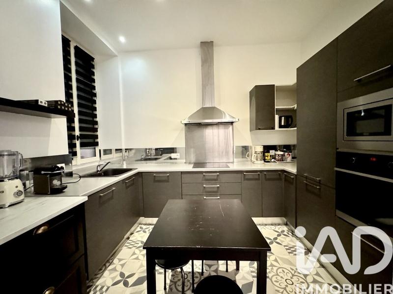 Appartement - 85 m² - 3 pièces