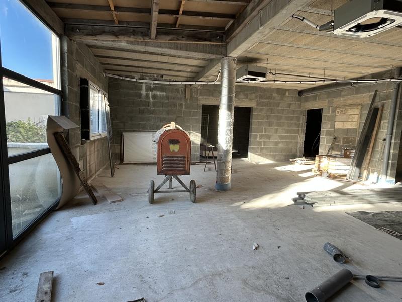 Local commercial - 186 m²