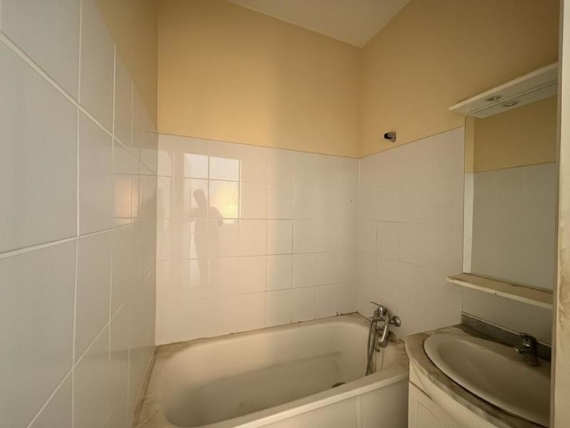 Immeuble - 222 m² - 13 pièces