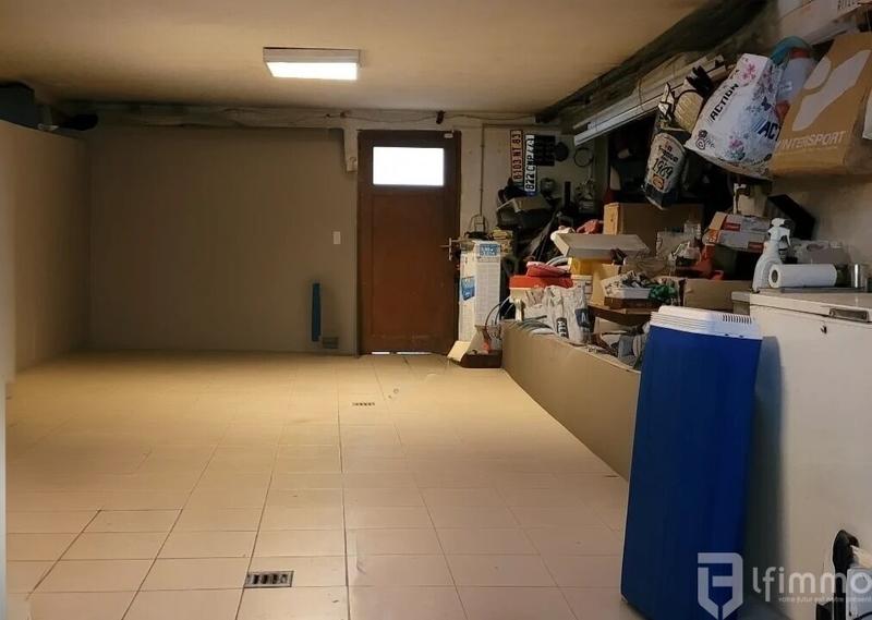 Maison - 200 m² - 7 pièces