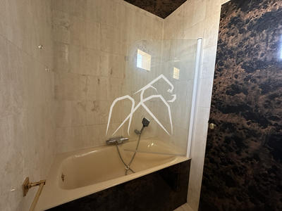 Appartement - 86 m² - 4 pièces