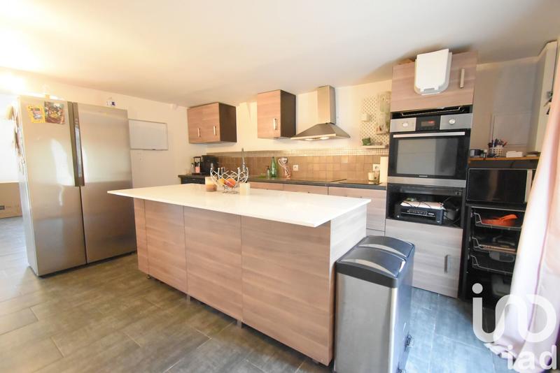 Maison - 104 m² - 5 pièces