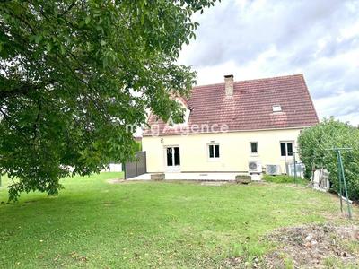 Maison - 163 m² - 7 pièces