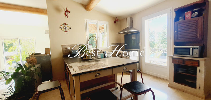 Maison - 182 m² - 5 pièces