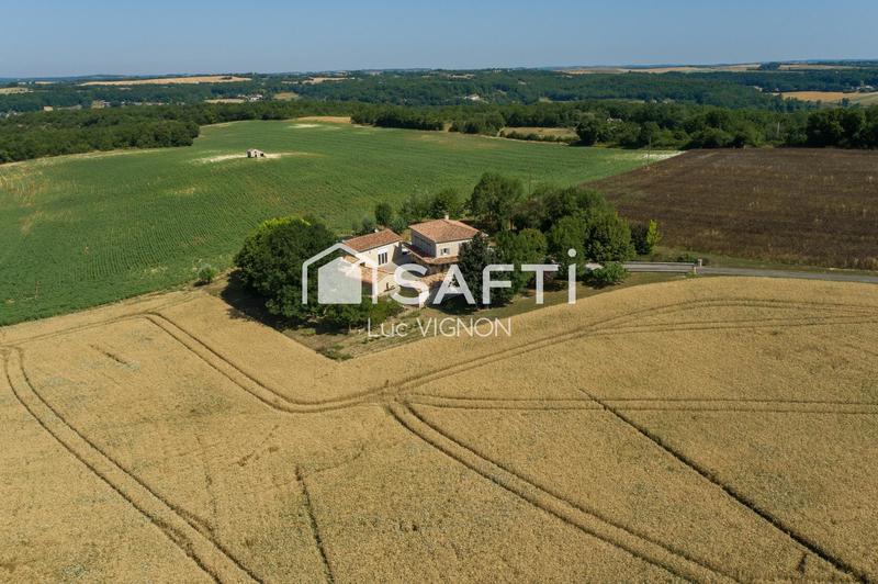 Maison - 267 m² - 11 pièces