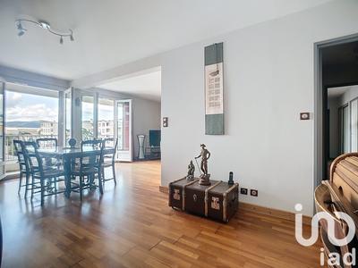 Appartement - 96 m² - 4 pièces