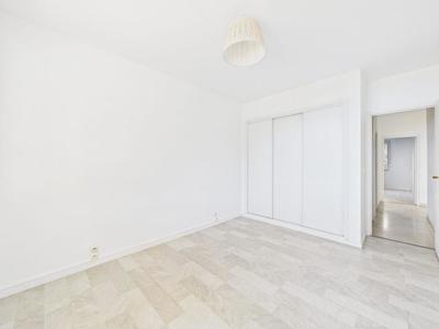 Appartement - 77 m² - 3 pièces