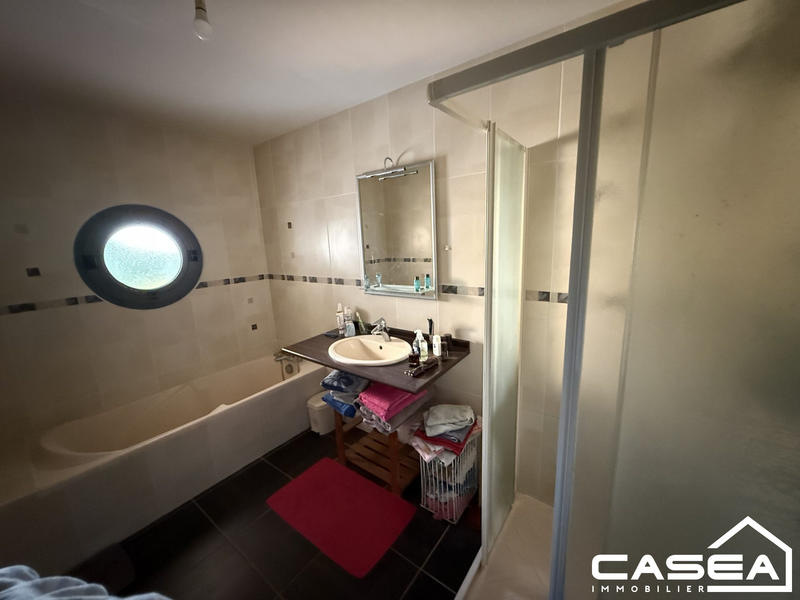 Maison contemporaine - 128 m² - 5 pièces