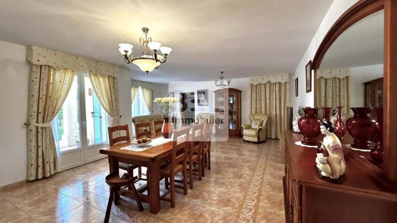 Villa - 150 m² - 6 pièces