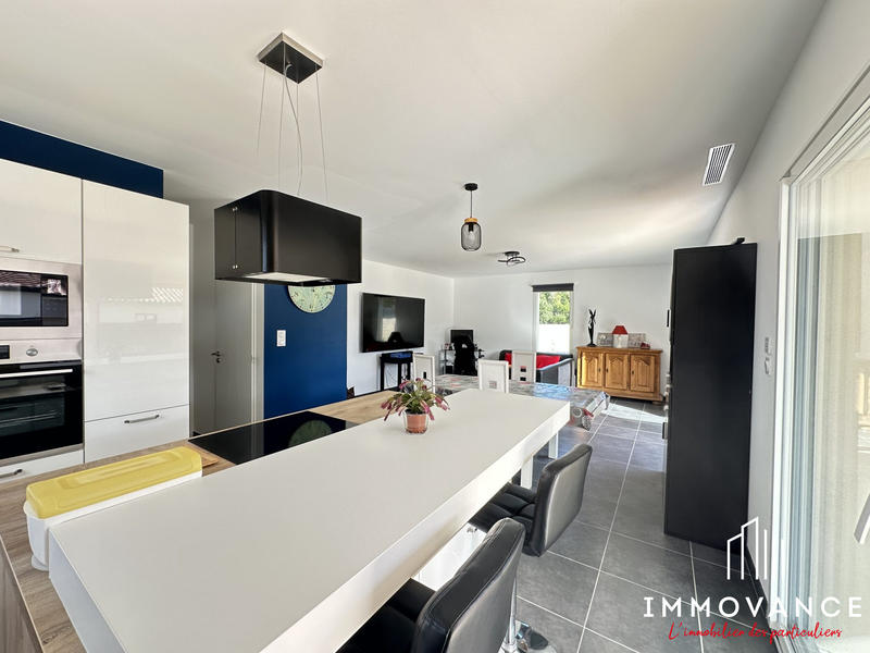 Maison - 90 m² - 4 pièces