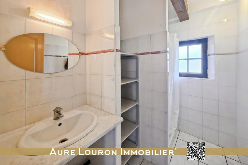 Immeuble - 159 m² - 9 pièces
