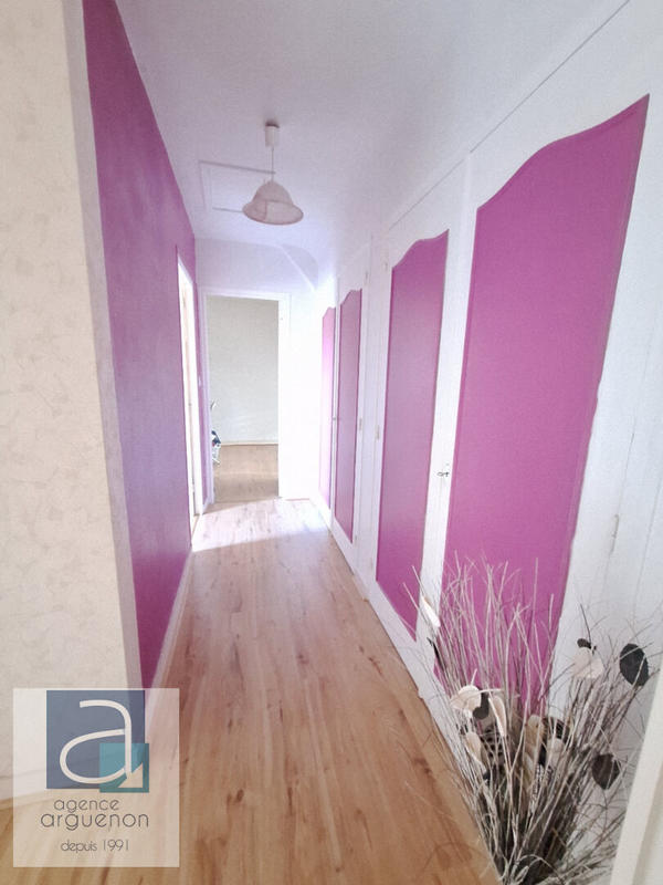 Maison - 102 m² - 6 pièces