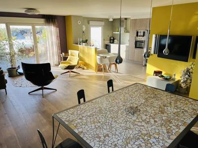 Appartement - 110 m² - 3 pièces