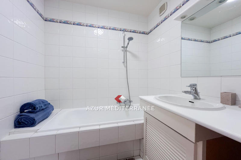 Appartement - 94 m² - 3 pièces