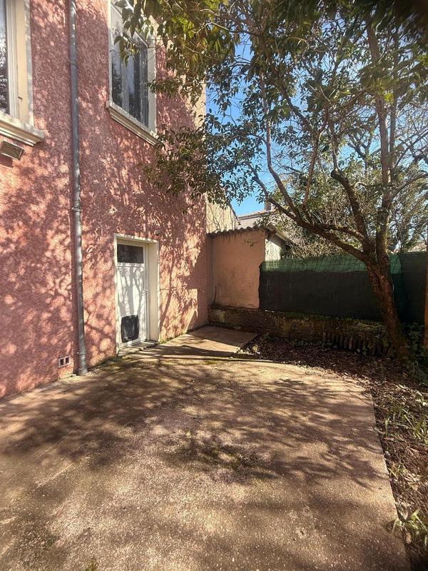 Maison - 96 m² - 4 pièces