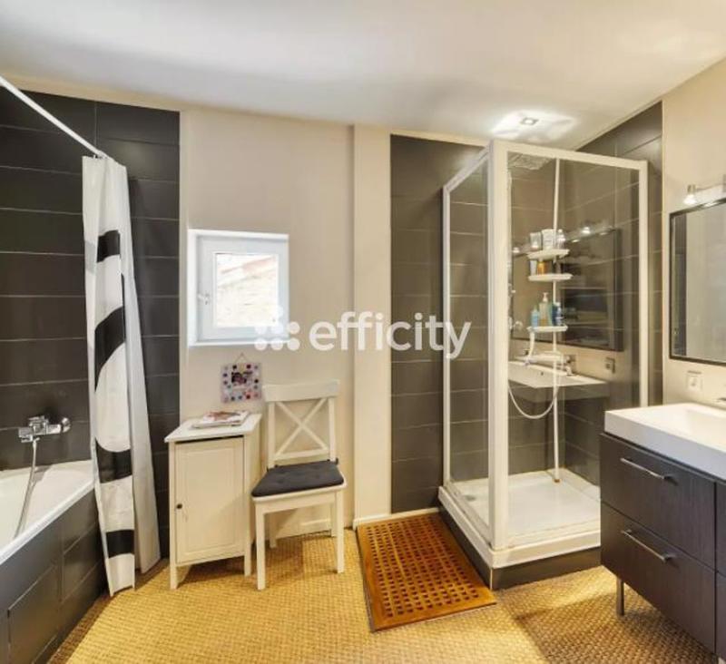 Maison de village - 228 m² - 7 pièces